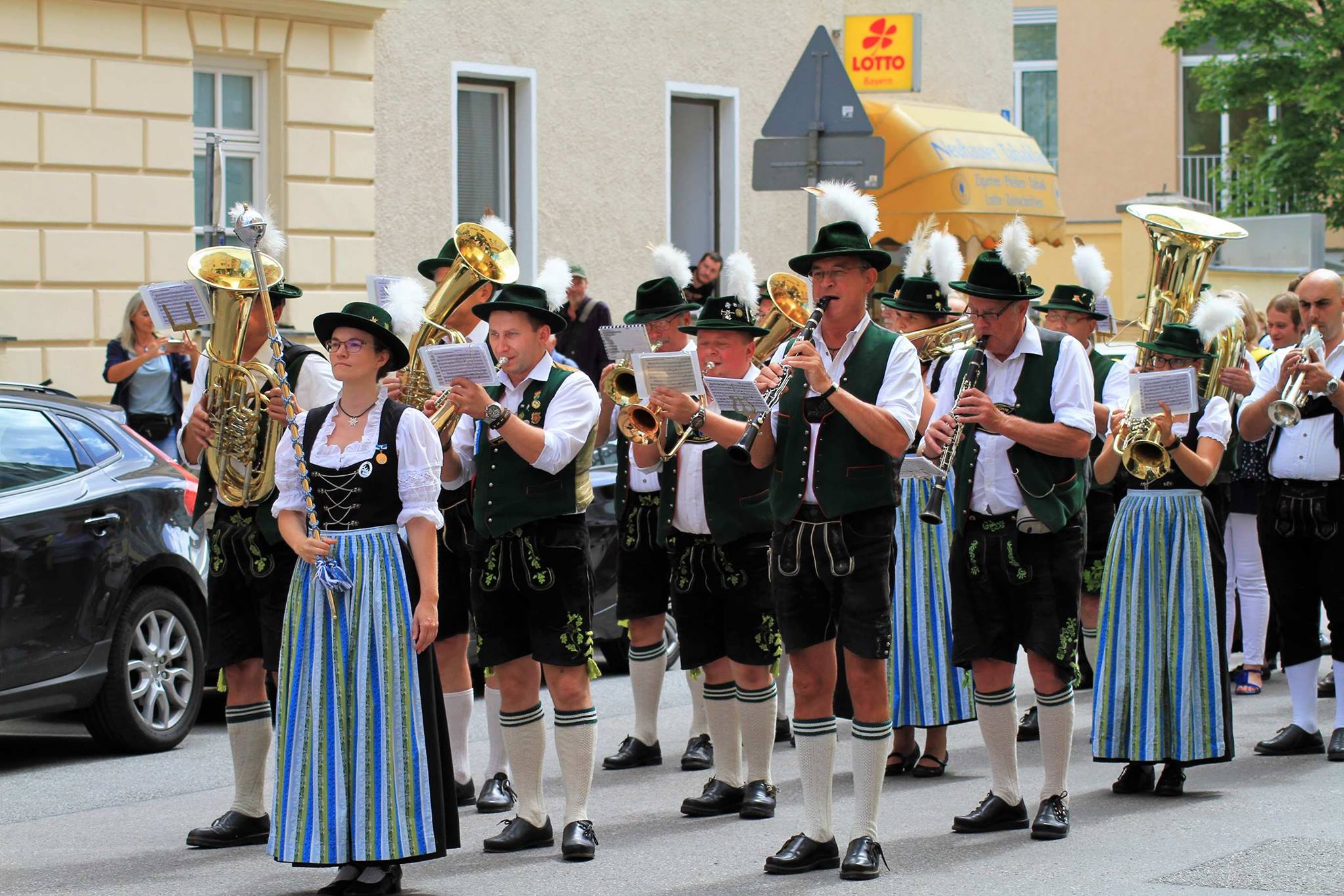 Über uns - Harmonie Neubiberg